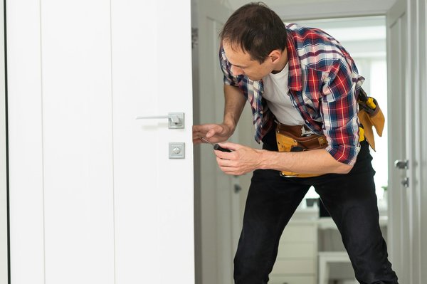 Sécurisez votre maison à bruxelles avec un serrurier 24/7